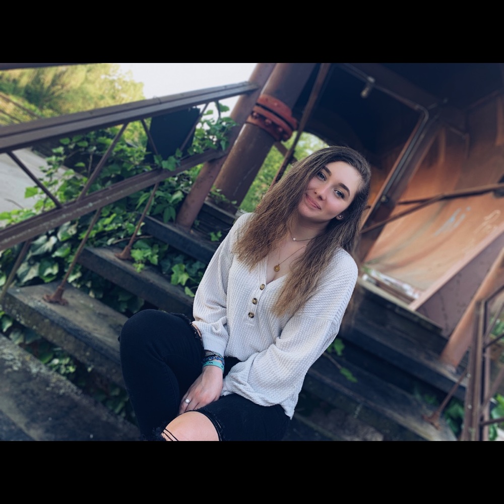 Meet your Posher, Cadance